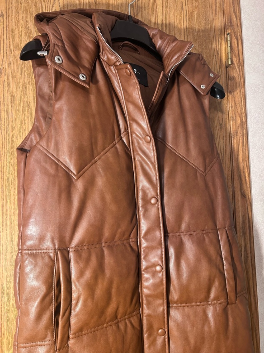 7 For All Mankind Faux Leather Long Sleeveless Hooded Puffer - Picture 5 of 6